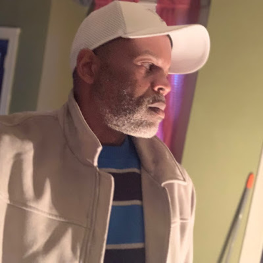 Meet your Posher, Gregory